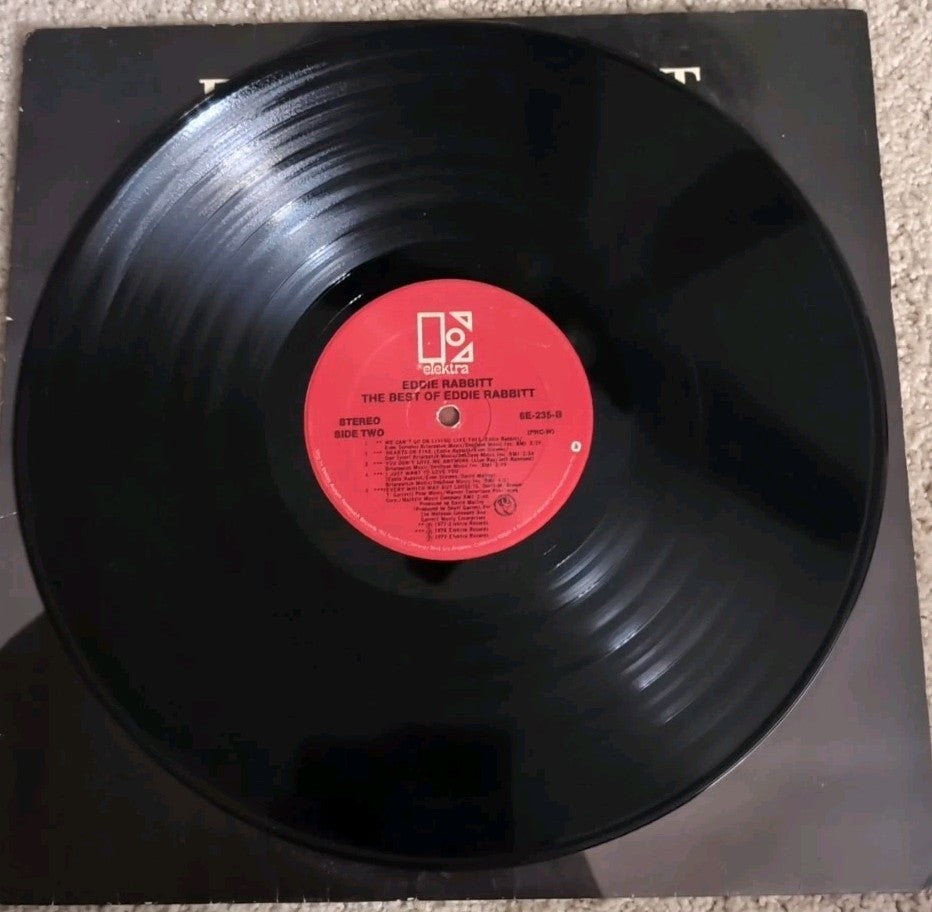 Eddie Rabbitt – The Best Of Eddie Rabbitt LP 1979 Elektra – 6E-235