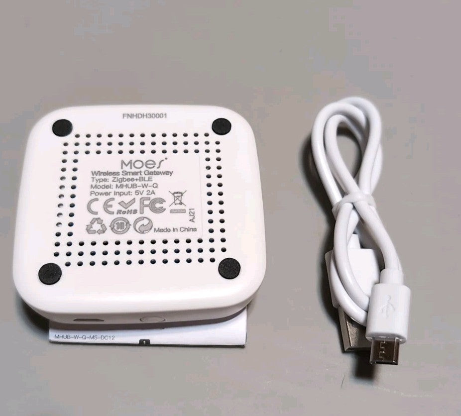 MOES Tuya Smart Multi-Mode Wireless Hub ZigBee Bluetooth Mesh Gateway App Remote