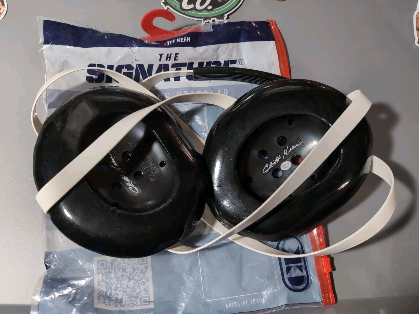 Cliff Keen Signature Wrestling Headgear Black and White | One Size | Adult