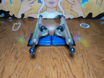 Silver M-Class 8.5" Skateboard Trucks Pair – Blue & Polished Silver