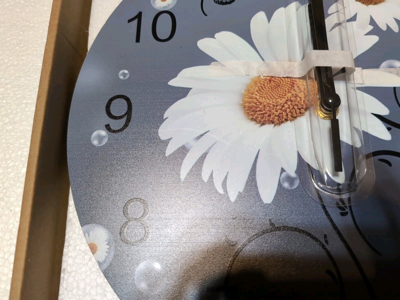 12 Inch Silent Round Wooden Wall Clock Yellow Daisy Butterfly Bubble Gray Backgr