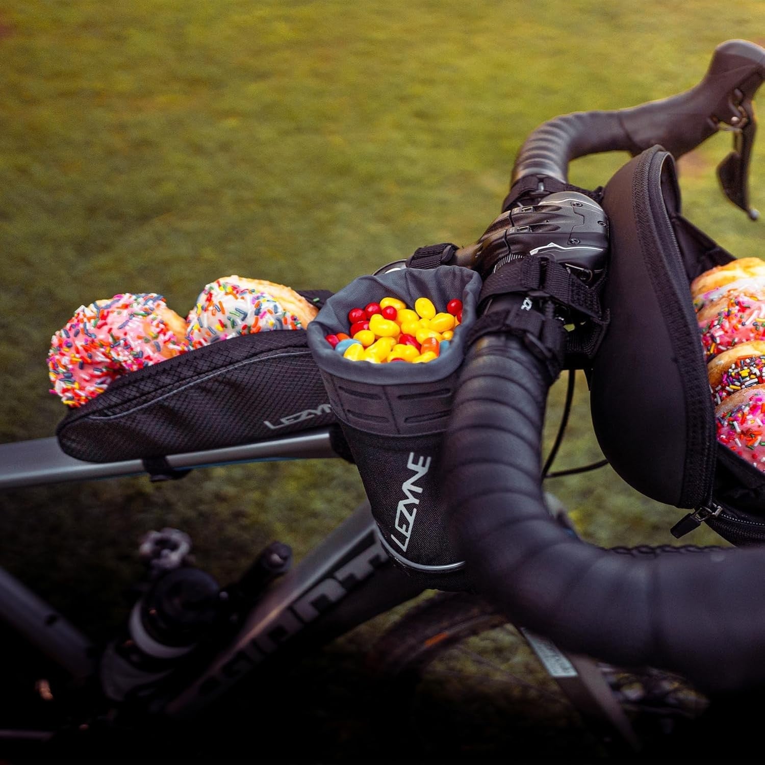 Lezyne Energy Caddy Top Tube Bag 0.7L Water-Resistant Bike Storage Black