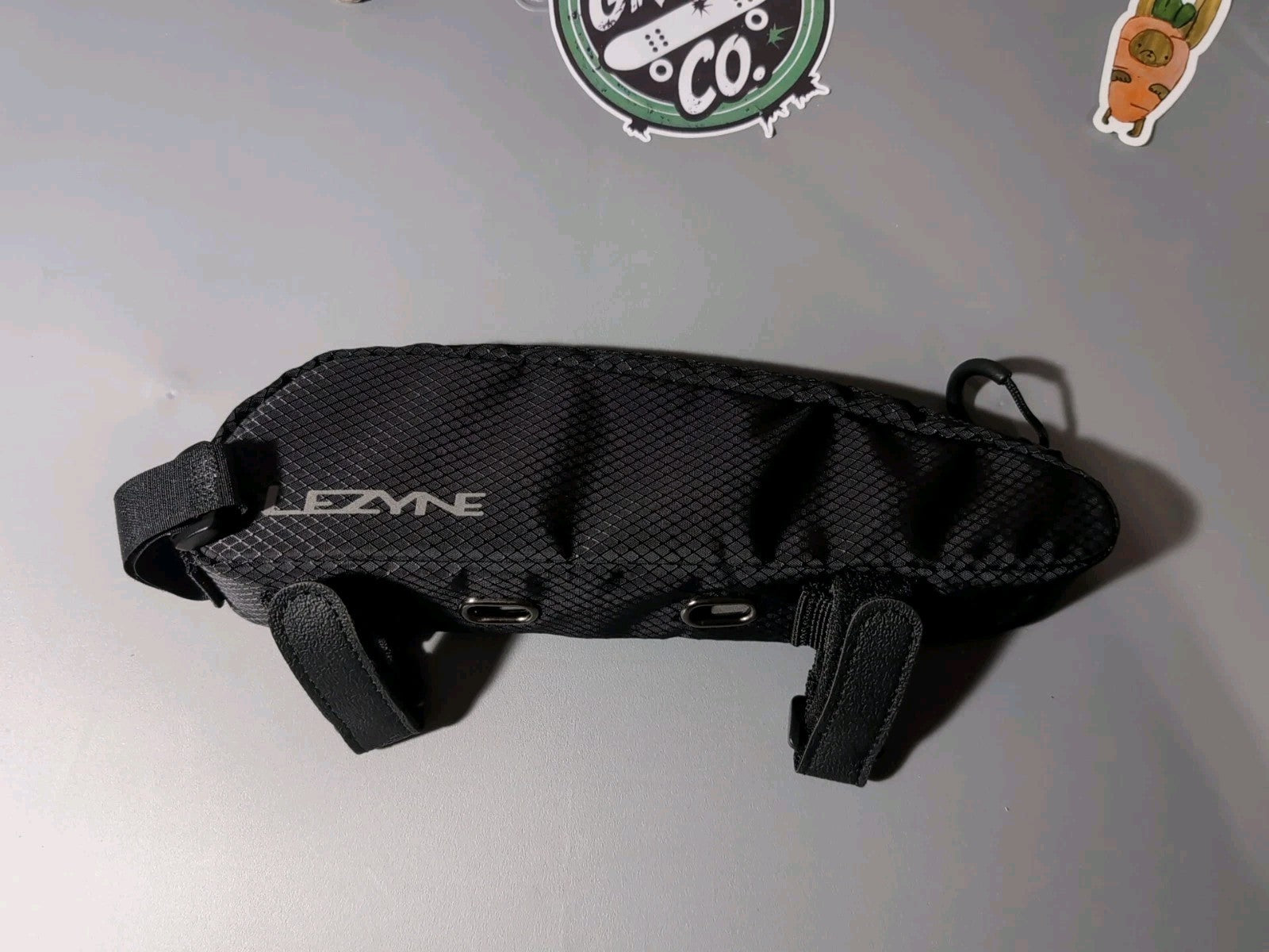Lezyne Energy Caddy Top Tube Bag 0.7L Water-Resistant Bike Storage Black