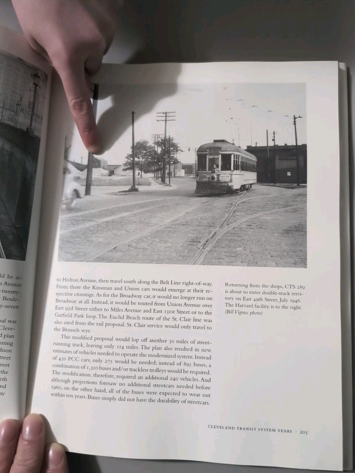 Horse Trails To Regional Rails Story of Public Transit In Greater Cleveland HC/D