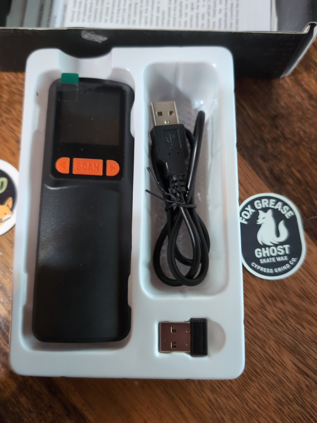 KUIIYER Portable Mini Barcode Scanner Bluetooth 2D QR 1D, LCD & AI Voice for POS