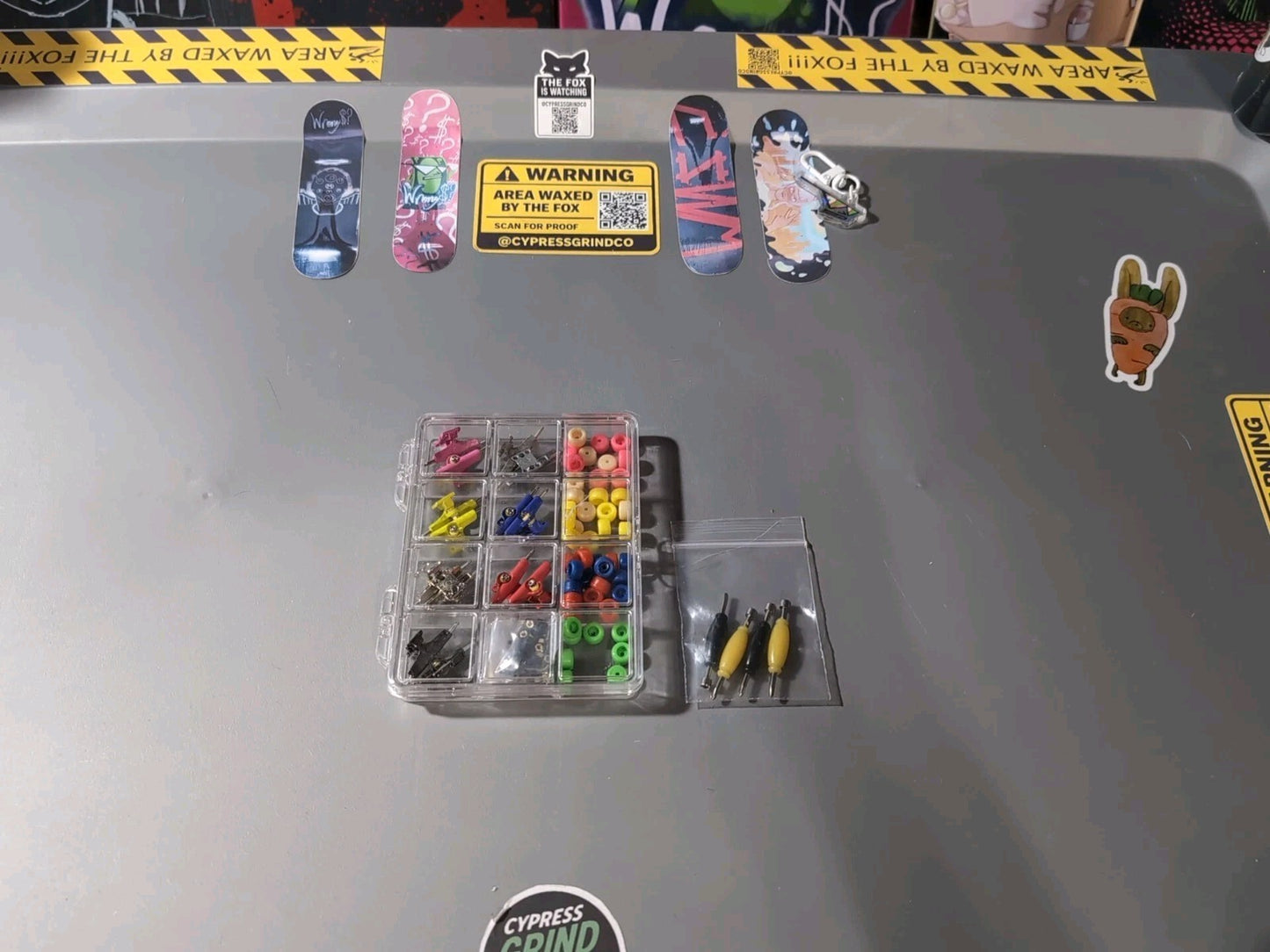 Fingerboard Repair Kit Trucks Wheels Screws Tools Box 31mm 96mm