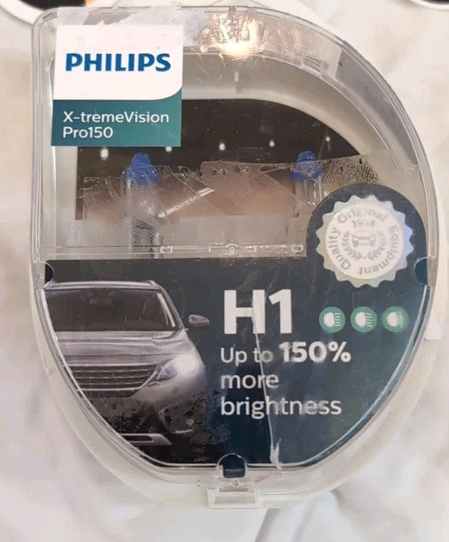 Philips X-tremeVision Pro150 H1 Headlight Bulb +150% Double Set 565628 Twin Box