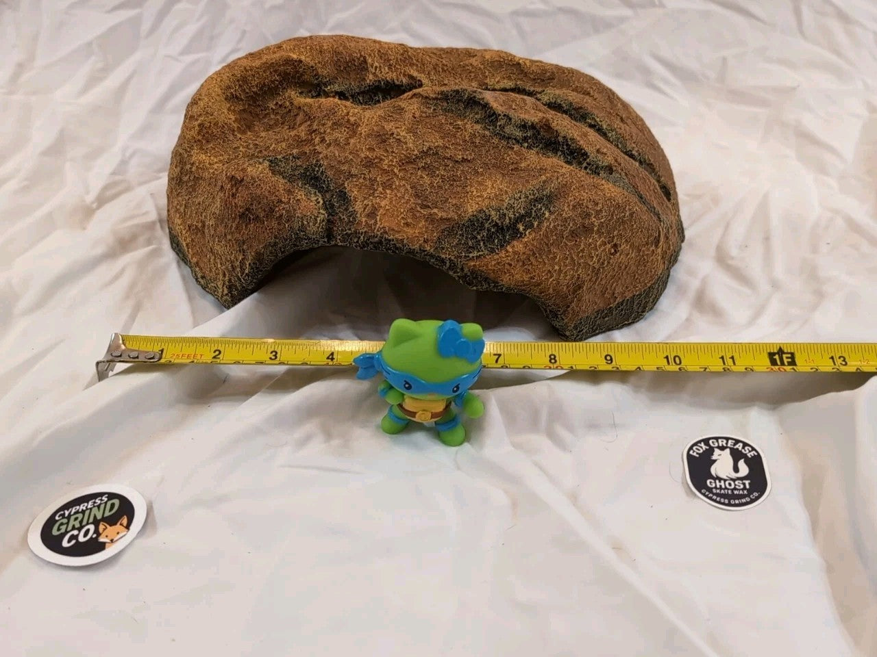 Extra Large Reptile Hide Resin Snake Hides for Ball Pythons Lizard Reddish Brown