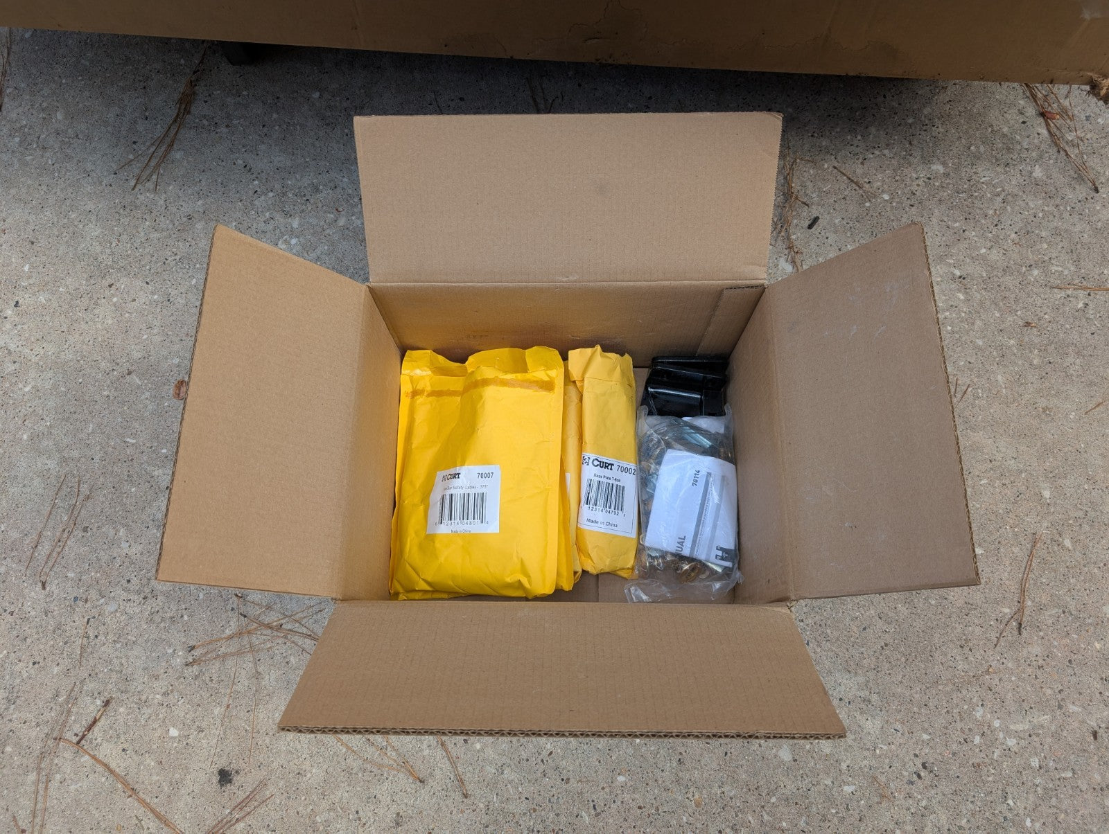 CURT 70114 Custom Tow Bar Base Plate Brackets for Dinghy Towing, Ford Explorer