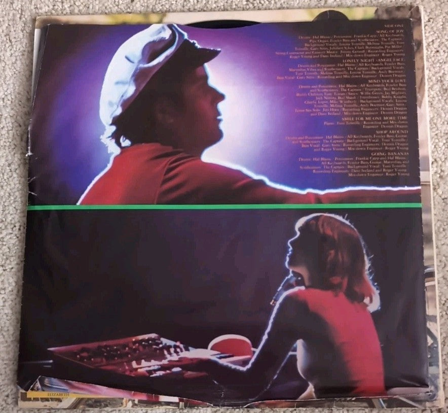 THE CAPTAIN AND TENNILLE - SONG OF JOY - GATEFOLD COVER - VINYL ALBUM - SP-4570