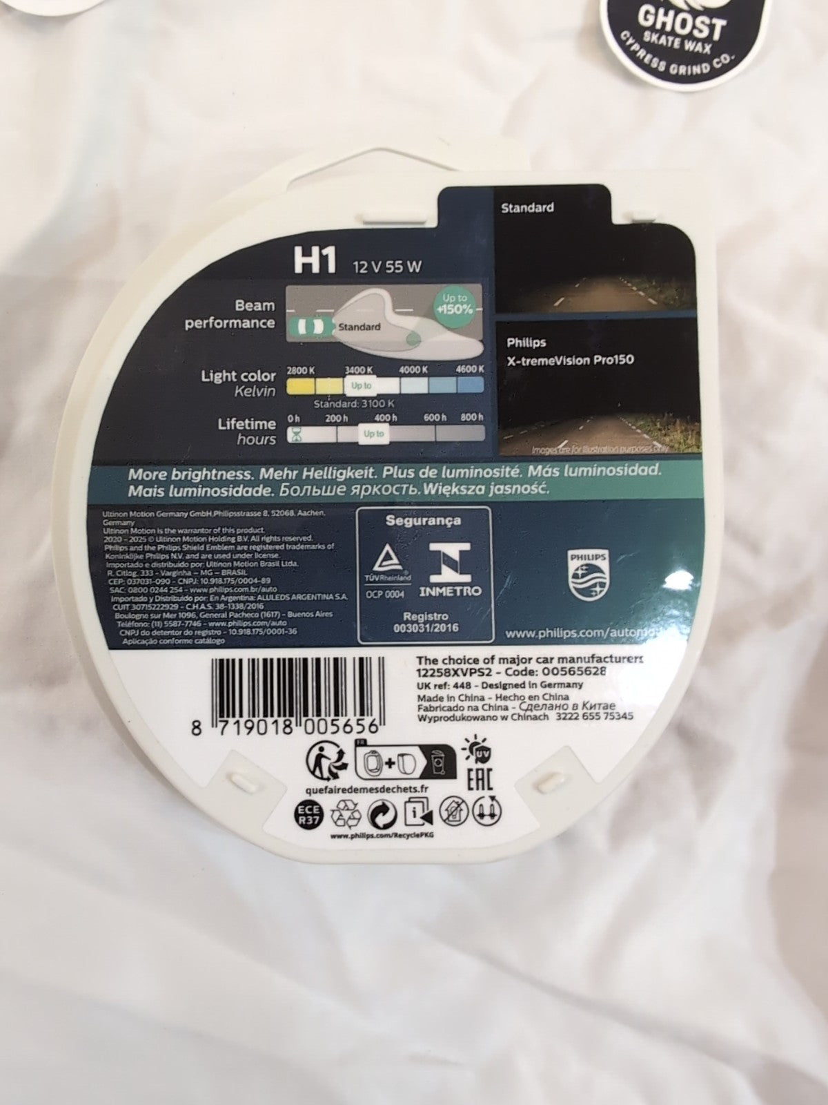 Philips X-tremeVision Pro150 H1 Headlight Bulb +150% Double Set 565628 Twin Box