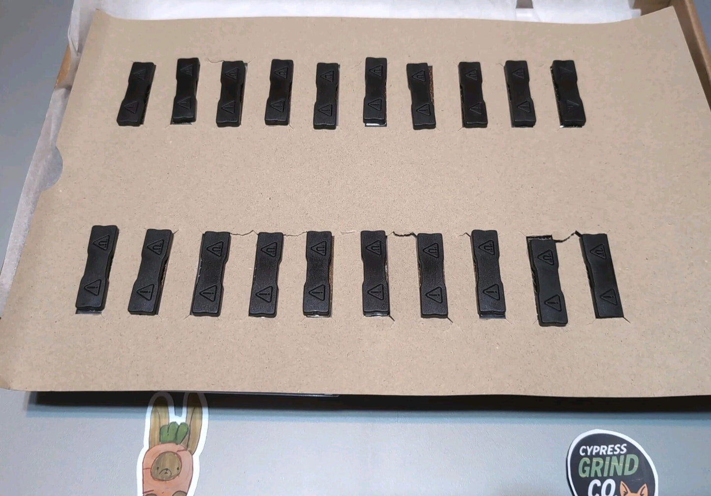 Magnetic Name Badge Holders 3x4" Clear Horizontal Plastic Sleeves (100 Pack)