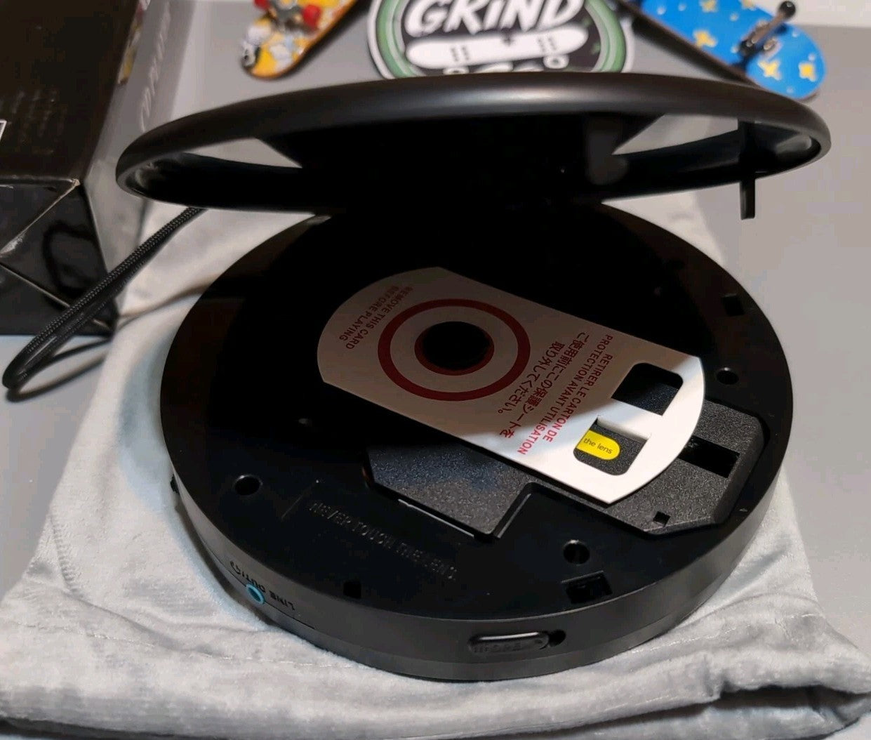 M-Amazup Portable CD Player Rechargeable Dual Speakers Anti-Skip LCD Black