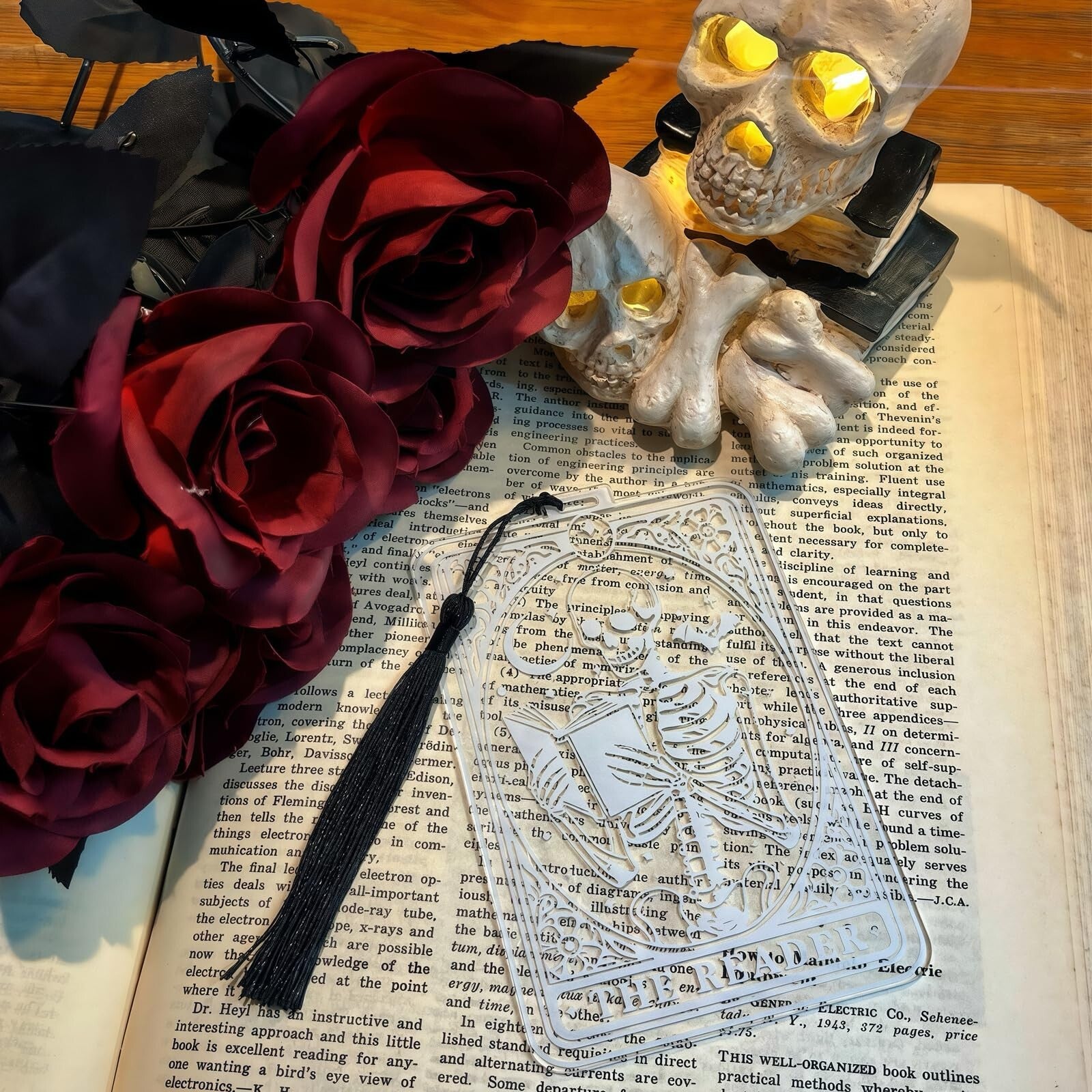 Skeleton Tarot Card Bookmark | The Reader