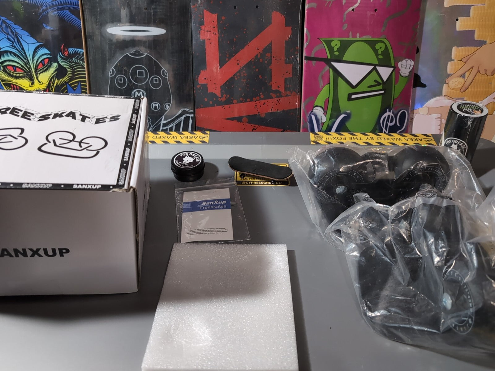 FreeSkates Portable Drift Skates Aluminum Deck 72mm PU Wheels Black