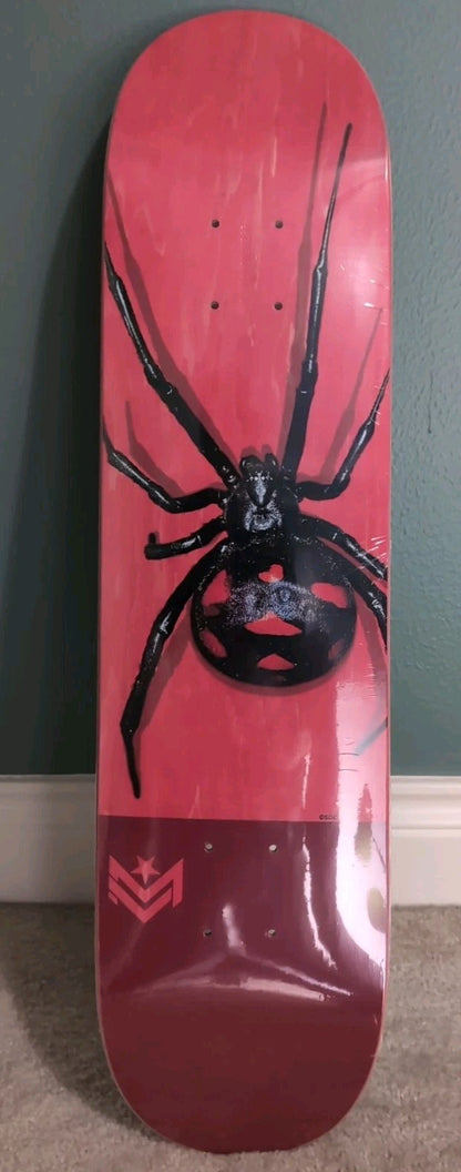Mini Logo Poison 16 7.5" Skateboard Deck Black Widow – Free Wax + Grip