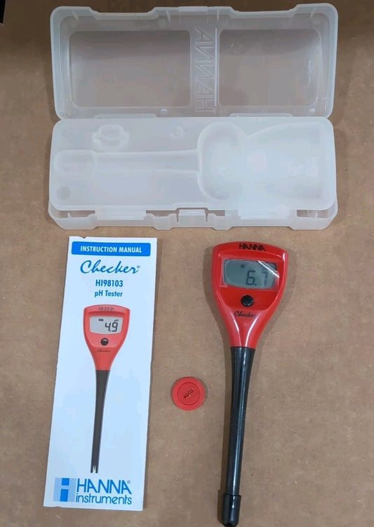 Hanna Instruments HI98103 Checker pH Tester With Cleaning & Calibration Solution