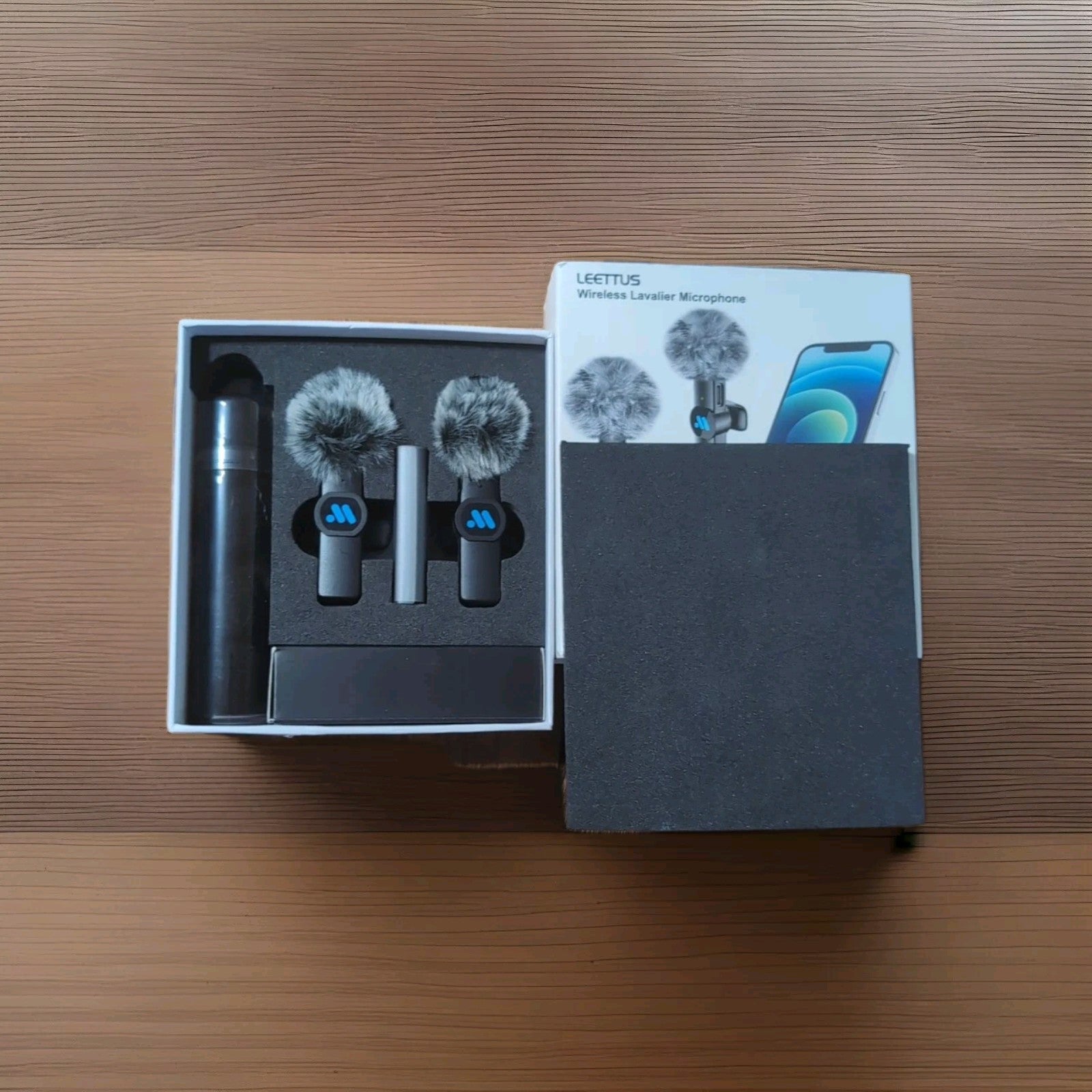 Leettus Black Interviews Vlog Short Video Wireless Lavalier Microphone 2pcs